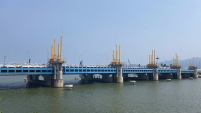 Khanh Hoa acelera a construção de importantes projetos de infraestrutura pública.