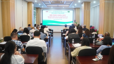 ກອງປະຊຸມວິທະຍາສາດລະດັບໂຮງຮຽນ: ນະວັດຕະກໍາ ແລະ ການຫັນປ່ຽນດິຈິຕອລໃນວິສາຫະກິດຫວຽດນາມ