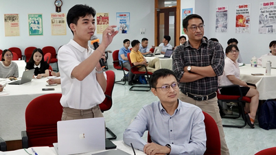O jornal Tuoi Tre promove treinamento para aprimorar as habilidades de comunicação na Universidade de Indústria e Comércio da Cidade de Ho Chi Minh.