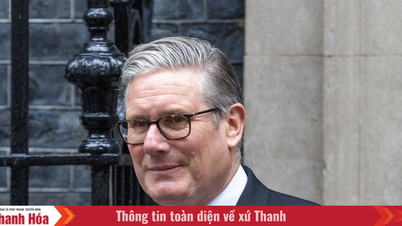 Han annoncerede et "historisk løft" til forsvarsbudgettet.