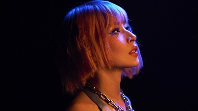 Chi Pu: Enduring hurt to understand herself.
