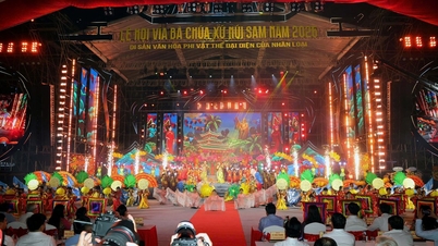 2026年ヴィア・バ・チュア・シュ・ヌイ・サム祭の開会式
