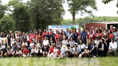 Ấm áp Ngày Gia đình Làng Việt tại Mỹ