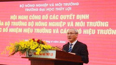 ศาสตราจารย์ ดร. เหงียน จุง เวียด ได้รับการแต่งตั้งให้ดำรงตำแหน่งอธิการบดีของมหาวิทยาลัยทรัพยากรน้ำ