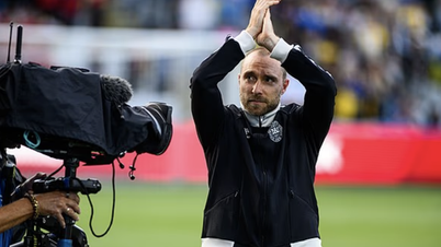 Christian Eriksen lại đổ gục trên sân cỏ, hủy trận giao hữu Đan Mạch – Ukraine