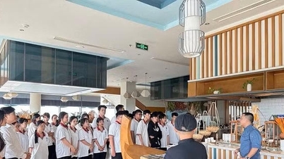 Opening the way for vocational education.