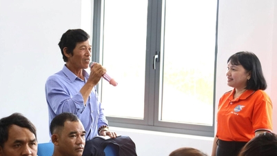 ການຝຶກອົບຮົມທັກສະການສື່ສານສຳລັບສະມາຊິກທີມງານສື່ສານຊຸມຊົນ.