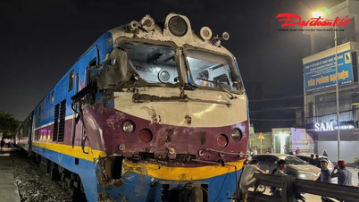 Accidente entre tren y camión: El conductor del camión no respetó las señales ferroviarias.