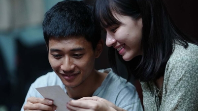Pemeran utama pria dalam film 'The Ghost' bekerja sebagai buruh konstruksi untuk mempersiapkan perannya; film tersebut hampir mencapai 60 miliar VND setelah 3 hari.