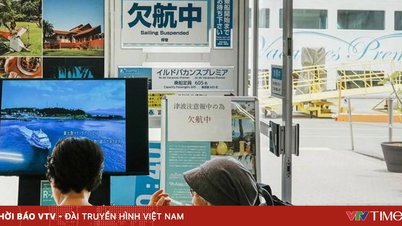 Tsunami menghantam pantai Jepang setelah gempa bumi di Filipina.