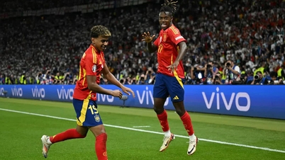 Pelatih Spanyol mengisyaratkan peluang Yamal untuk bermain di pertandingan pembuka, membuat para penggemar tegang.
