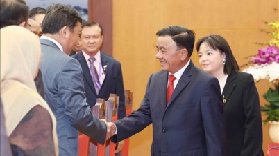 Thường trực Ban Bí thư Trần Cẩm Tú: Đảng Cộng sản Việt Nam mong muốn mở rộng quan hệ với các chính đảng trên thế giới