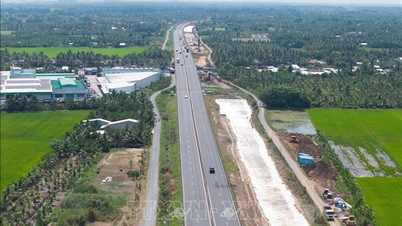 Urychlit vyklízení pozemků pro projekt rozšíření rychlostní silnice Ho Či Minovo Město - Trung Luong - My Thuan.