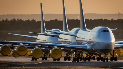 The airline industry could see its profits halved due to the Middle East conflict.