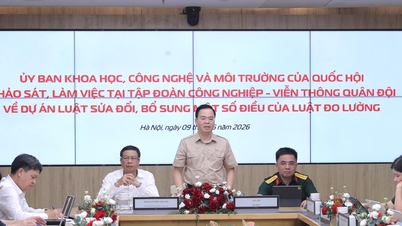 Kelompok kerja Komite Sains, Teknologi, dan Lingkungan mengadakan pertemuan dengan Kelompok Industri Militer dan Telekomunikasi.
