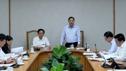 Hai Phó Thủ tướng chỉ đạo xử lý dứt điểm khó khăn, vướng mắc trong giải phóng mặt bằng các dự án phục vụ APEC 2027