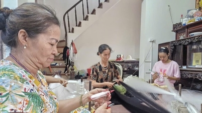 Komune Phu Xuyen: Melestarikan kerajinan anyaman jaring tradisional dan mendorong pembangunan ekonomi.
