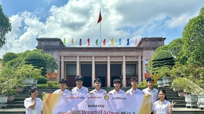 Thai Nguyen: Meningkatkan kemahiran digital dan aplikasi AI untuk pelajar sekolah menengah.