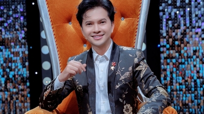 Singer Nam Cuong, 41 years old: Holds three university degrees, works in the arts and teaches at the same time.