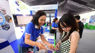 EVNHCMC mempromosikan perkhidmatan elektrik dalam talian sempena Hari Kewangan Digital 2026.