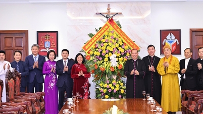 ការផ្លាស់ប្តូរថ្មីនូវខ្លឹមសារ និងវិធីសាស្រ្តនៃប្រតិបត្តិការរបស់រណសិរ្សមាតុភូមិវៀតណាម និងអង្គការនយោបាយ និងសង្គមក្នុងកិច្ចការសាសនា។