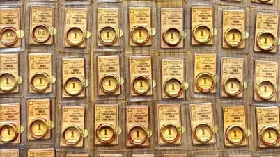 On the afternoon of June 10th, gold prices fell by another 2.8 - 3 million VND per tael compared to the morning.