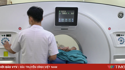 Quang Ngai: Yder sundhedspleje til Khammouane-delegationen og fremmer venskabet mellem Vietnam og Laos.