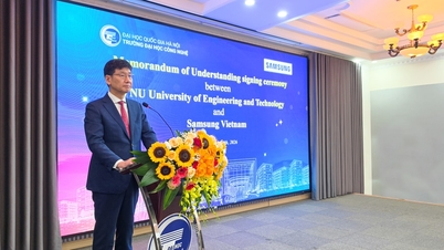 Samsung allocates 17 billion VND for scholarships to train AI personnel.