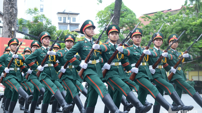 Quyết tâm phấn đấu trở thành những chiến sĩ nghi lễ ưu tú