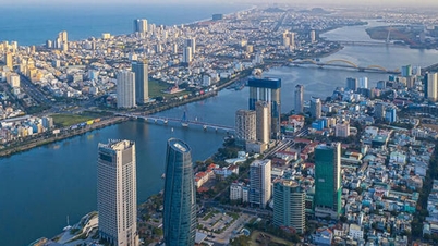 Facing pressure to enroll 10th grade students, Da Nang plans to add 7 more high schools.