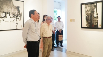 "Un viaje desde el corazón" narra la trayectoria artística del difunto y renombrado pintor Le Ba Dang.