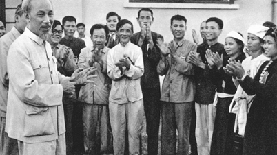 Meneladani orang lain adalah patriotisme, dan patriotisme membutuhkan peneladanan sesuai dengan ideologi Ho Chi Minh.