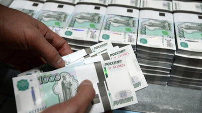 Do státní pokladny se nalily miliardy dolarů, Rusko dostalo nečekaný bonus.