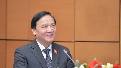Deputy Speaker of the National Assembly Nguyen Khac Dinh is the Chairman of the Science Council of the Standing Committee of the National Assembly.
