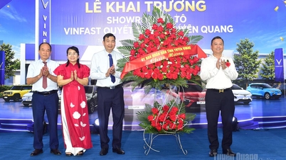 Bilik Pameran Auto VinFast Quyet Thang Tuyen Quang Dibuka