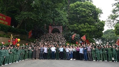 ການເດີນທາງກັບຄືນສູ່ຮາກເຫງົ້າຂອງຊາດ: "ການຖະຫວາຍທູບເພື່ອລະນຶກເຖິງກະສັດຮຸ່ງ" ທີ່ສະຖານທີ່ປະຫວັດສາດແຫ່ງຊາດວັດຮຸ່ງ ສຳລັບນັກສຶກສາເກືອບ 1,900 ຄົນ ຂອງສະຖາບັນການເງິນ - ໄລຍະທີສອງ, 2026.