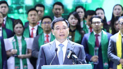 Message du vice-Premier ministre Nguyen Van Thang à de jeunes entrepreneurs exceptionnels.