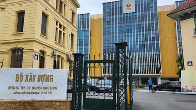 Az Építésügyi Minisztériumnak 30 közszolgálati egysége van.