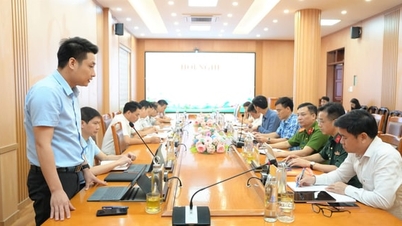 Comuna de An Khanh: Monitoramento dos resultados da implementação de tarefas de desenvolvimento socioeconômico, defesa nacional e segurança no primeiro semestre de 2026.