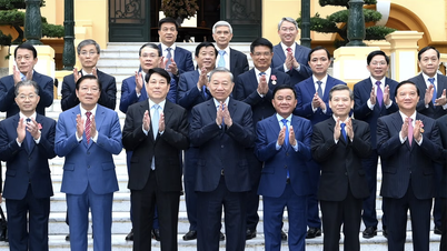 [Foto] Sekretaris Jenderal dan Presiden To Lam memimpin konferensi penutup Komite Pengarah Pusat untuk Reformasi Peradilan.