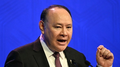 Ministrul filipinez al Apărării vorbește după ce i s-a interzis intrarea în China.