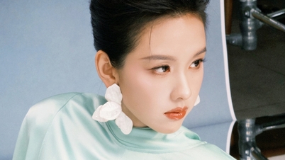 The elegant beauty of the ancient costume beauty Chen Duling
