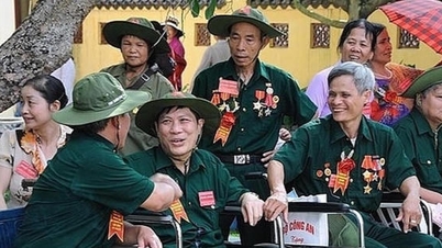 Over 1.56 million people who rendered meritorious services received gifts on the occasion of the War Invalids and Martyrs Day.