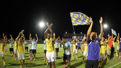 Coach Park Hang Seo's team erupted with joy on their first day playing in the V-League.