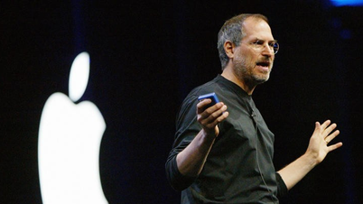 Steve Jobs vendió su coche para comprar un ordenador y se convirtió en millonario dos años después.