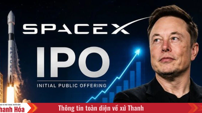 تتجاوز قيمة شركة سبيس إكس تريليوني دولار، مما يجعل إيلون ماسك أول شخص يمتلك تريليون دولار.