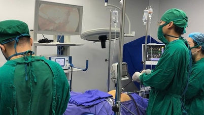 Para dokter di Van Don telah berulang kali menyelamatkan nyawa wanita dalam kondisi kritis akibat kehamilan ektopik.