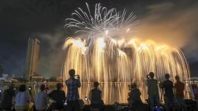 Festival Bunga Api Da Nang: 'Perlawanan akhir awal' yang berisiko tinggi antara Jepun dan Itali