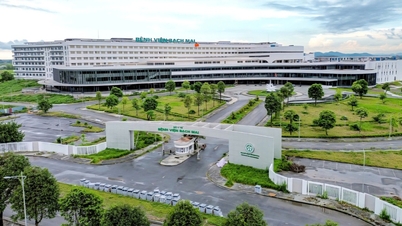 Hampir 1,300 doktor, jururawat dan kakitangan perubatan lain telah dikerahkan untuk bekerja di Hospital Bach Mai 2.