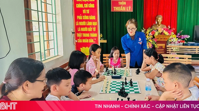 Aktiviti sukarelawan musim panas golongan muda di Ha Tinh sedang rancak dijalankan.